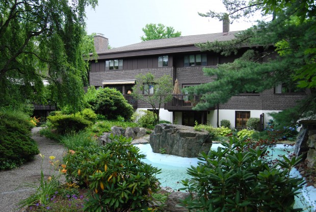 Canaan Close Condominiums